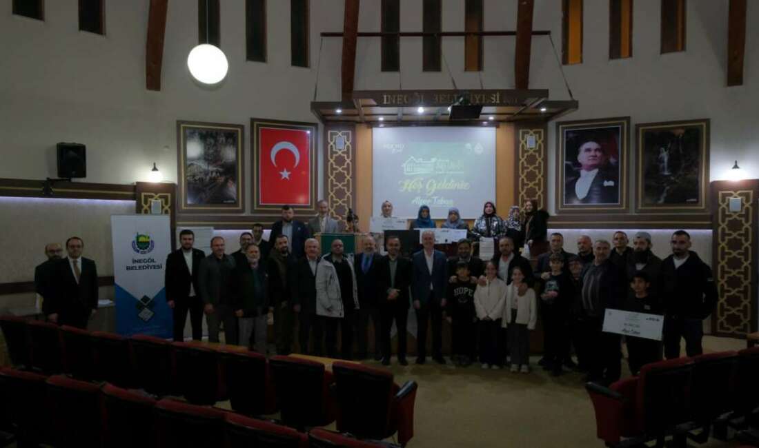İnegöl’de aile okulunda ödüller sahiplerini buldu