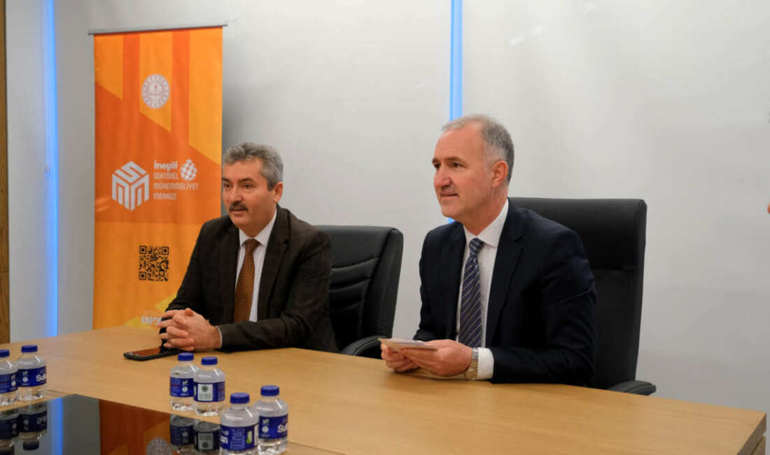 İnegöl’de mobilya öğretmenlerine atık yönetimi eğitimi İnegöl Belediyesi’nin çevre ve