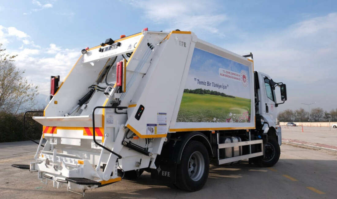 İnegöl’e yapay zeka destekli 4 yeni çöp aracı İnegöl Belediyesi, Temizlik İşleri