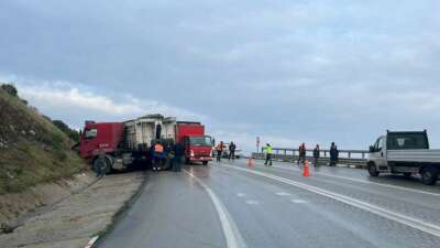 Bursa'nın İznik ilçesinde karşı istikametten