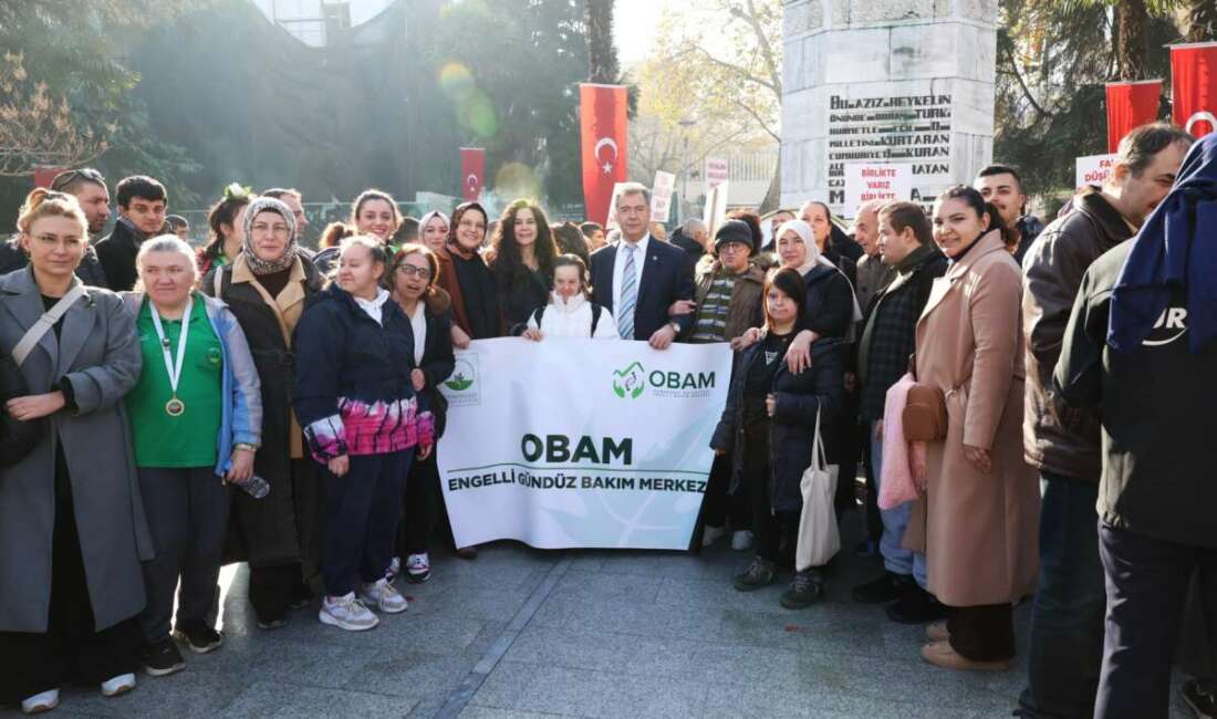 Osmangazi’de engelli bireyler farkındalık için yürüdü Osmangazi Belediyesi Engelli Bakım