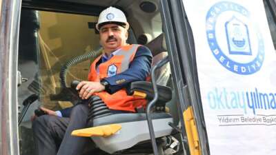 Yıldırım Belediye Başkanı Oktay Yılmaz,