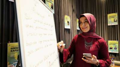 Osmangazi Belediyesi’nin ülkemize yeni şairler