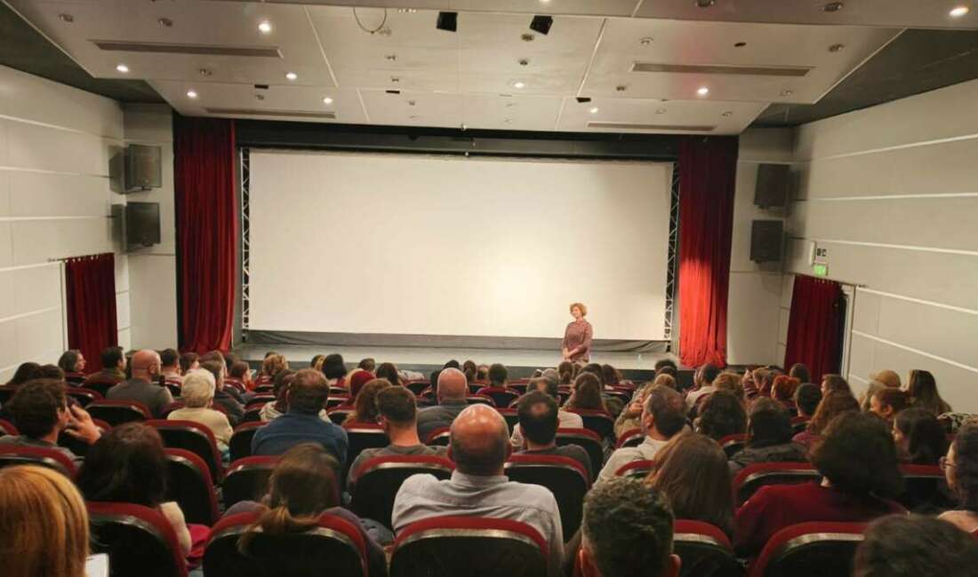 Pelin Esmer, yeni filmiyle Nilüfer’de sinemaseverlerle buluştu