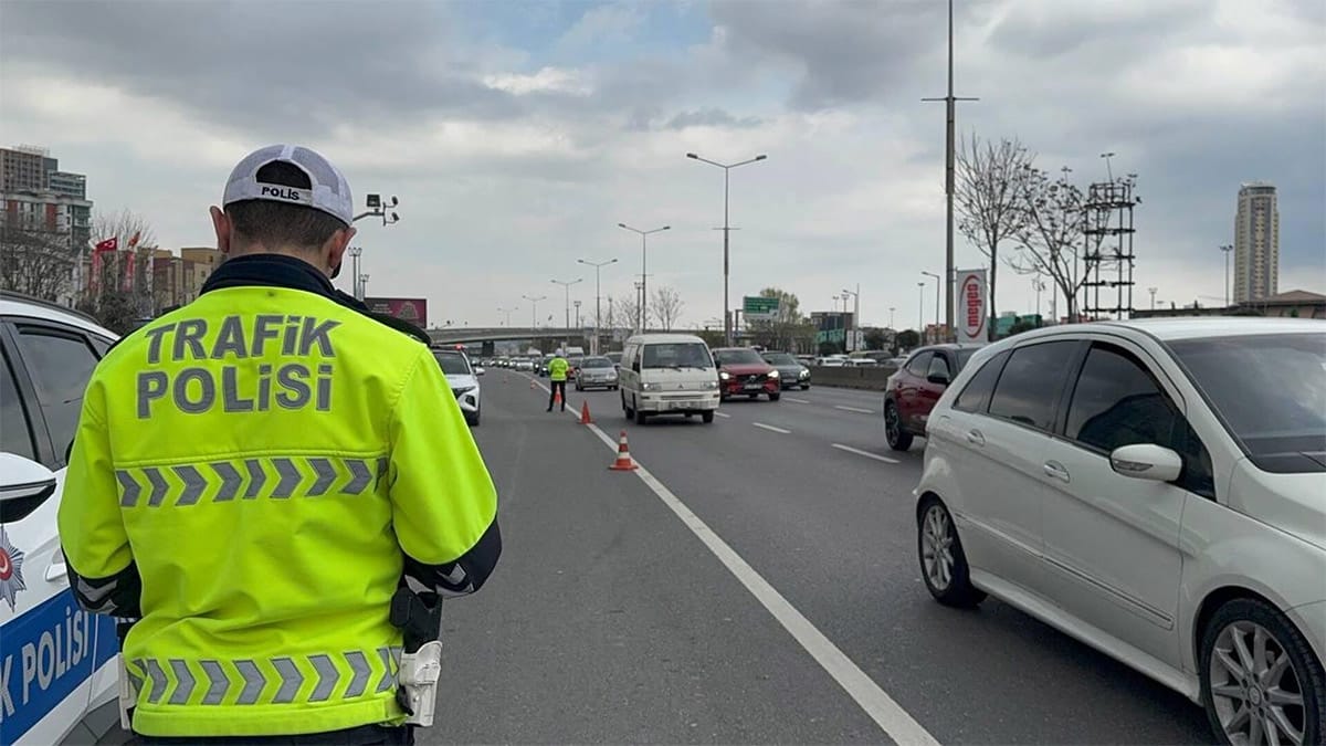 Trafikte düzeni bozana rekor cezalar geliyor