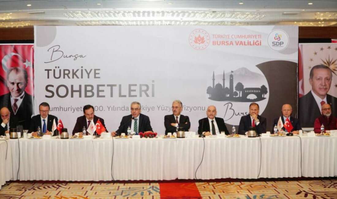 Türkiye Yüzyılı Bursa’da konuşuldu Bursa’da düzenlenen “Cumhuriyetimizin 100.
