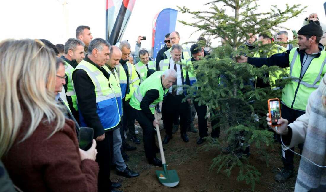 Yeniden Yeşil Bursa için 15 bin nefes Bursa’nın yeniden ‘Yeşil’ kimliğine