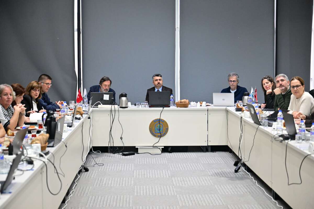 Yıldırım dönüşüyor: Setbaşı–Yeşil–Emirsultan aksı projeleri açıklandı