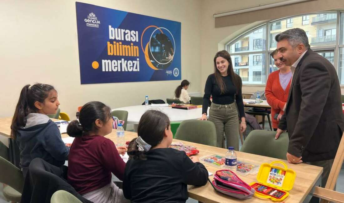 Yıldırım’da genç dostu Belediye vizyonu Yıldırım Gençlik Merkezi’ni ziyaret