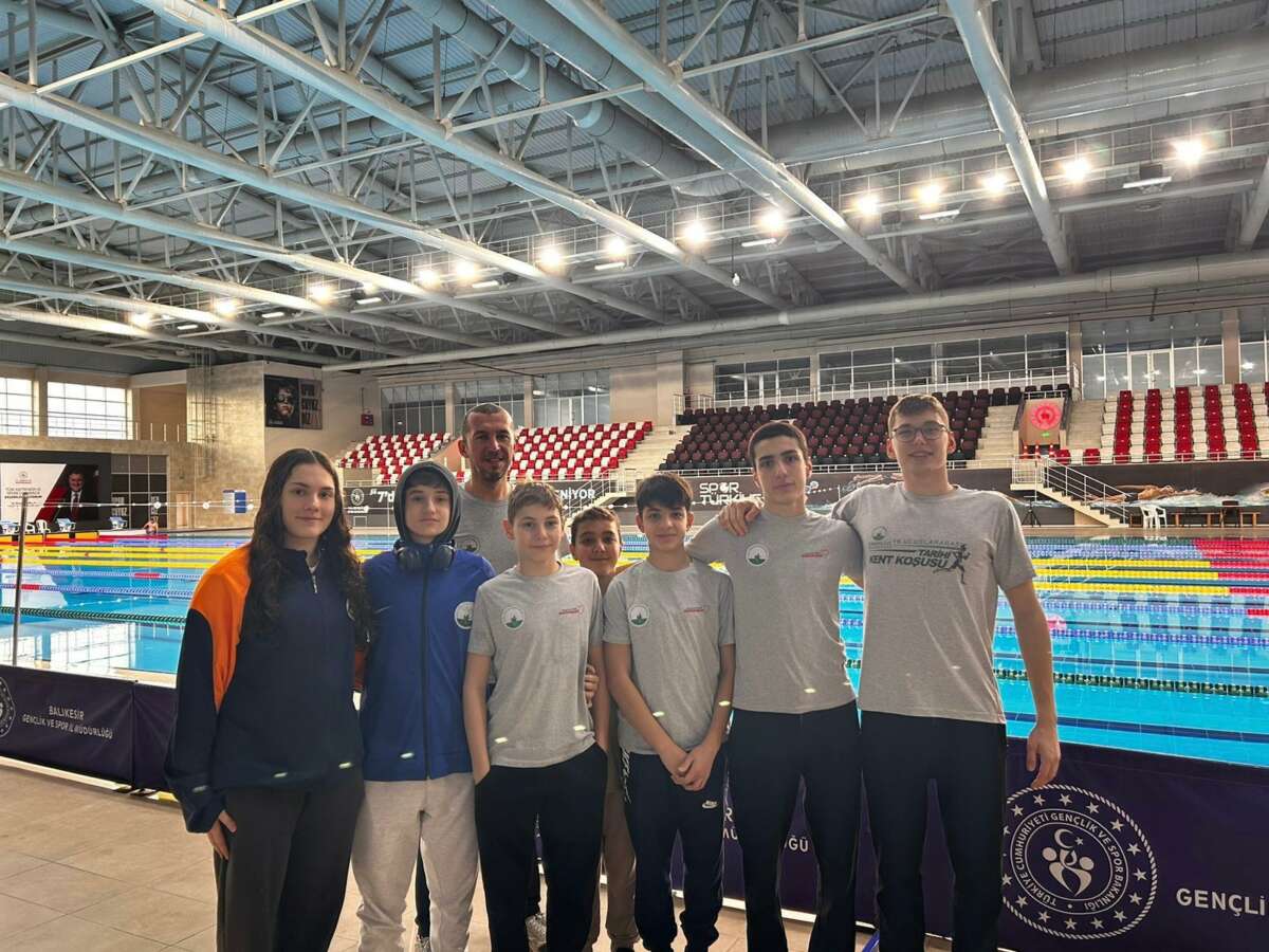 Osmangazi Belediyesporlu Yüzücüler SEM Barajını geçti