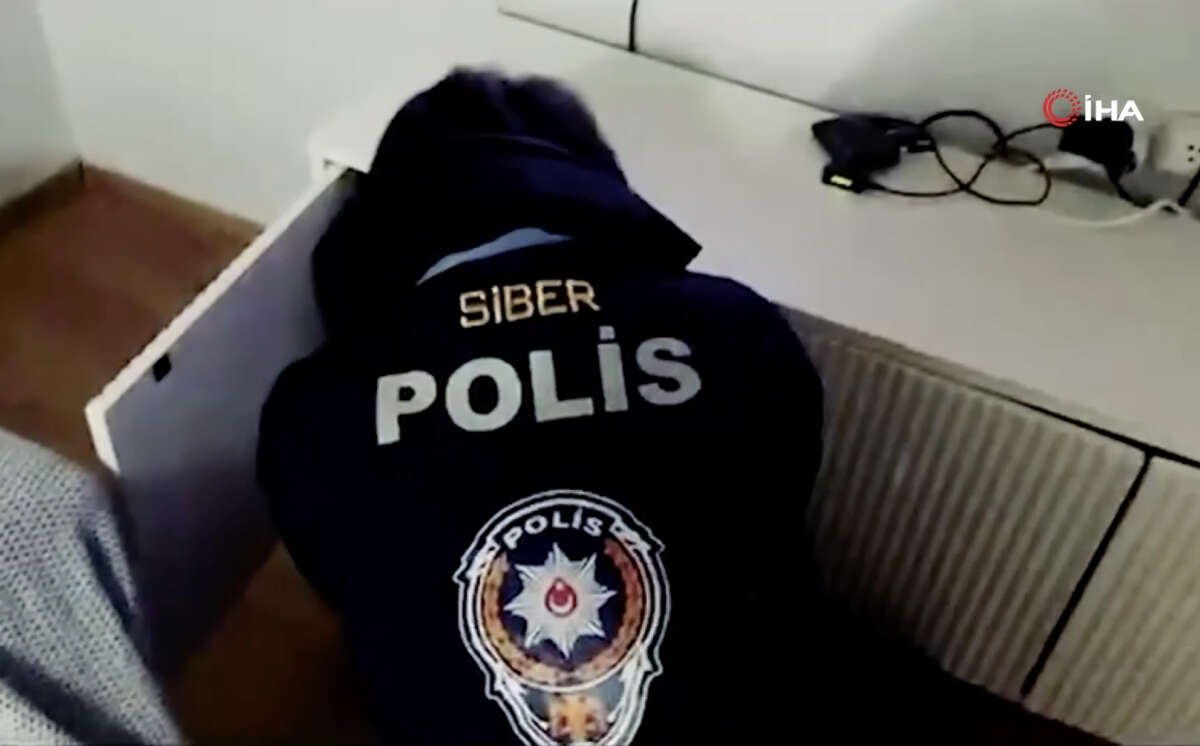 Yerlikaya duyurdu: 301 siber suç şüphelisi yakalandı