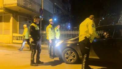 Bursa'da trafik uygulamasında durdurulan kadın