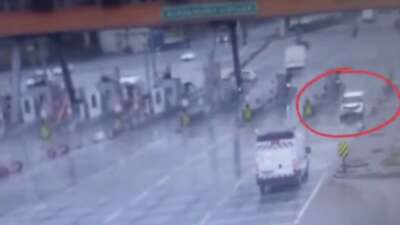 Gebze-Orhangazi-İzmir Otoyolu Bursa Kuzey Gişeleri'nde hafif ticari