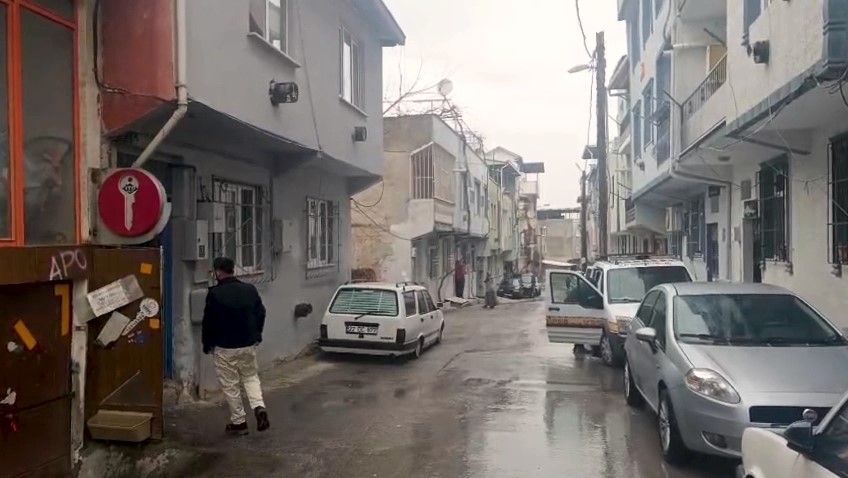 Bursa'da, boşanma aşamasında olduğu