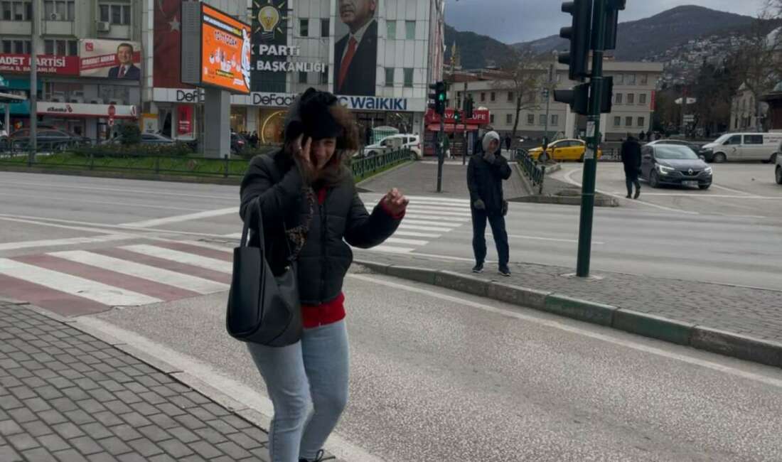 Bursa'da saatteki hızı 75