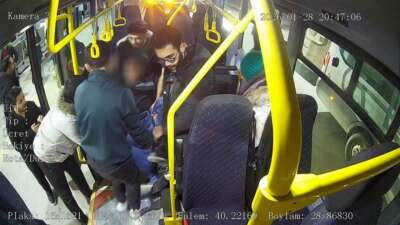 Bursa'da şehir içi halk otobüsünde