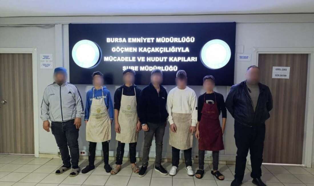 Bursa’da kaçak işçi operasyonu: 5’i çocuk 5 yabancı uyruklu şahıs yakalandı Bursa Emniyet Müdürlüğü ekipleri, Osmangazi