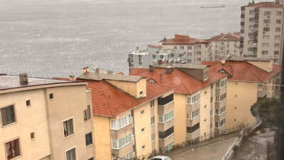 Bursa'nın Gemlik ilçesinde fırtına ve