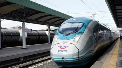 Ulaştırma ve Altyapı Bakanı Abdulkadir