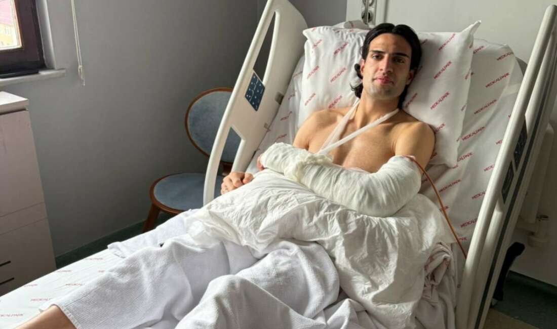 1461 Trabzon maçında sakatlanarak