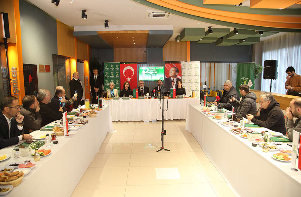 Doğa Koleji İnegöl’de ağitim başarılarını anlattı Doğa Koleji; merkez yönetiminin