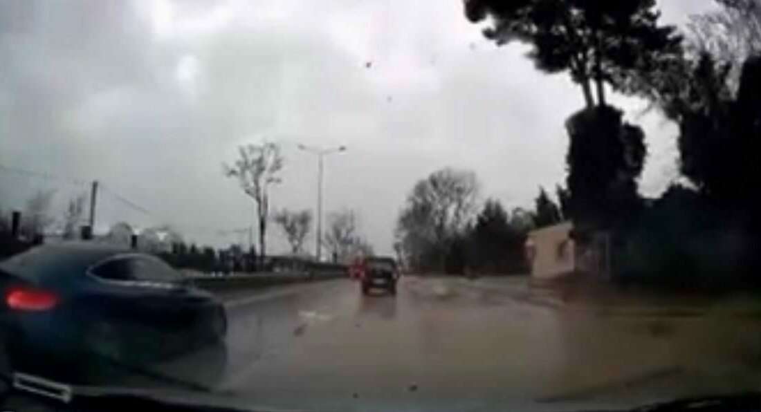 Bursa'da saatteki hızı 75