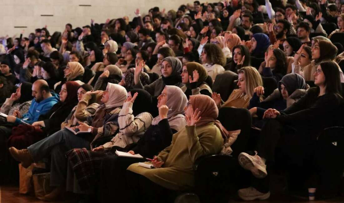 Gençler, büyükşehir ile KPSS’ye hazırlanıyor