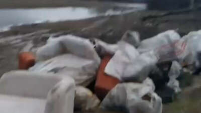 İnegöl'de moloz dolu çuvallar ile