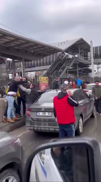  Bursa'da zincirleme trafik kazası