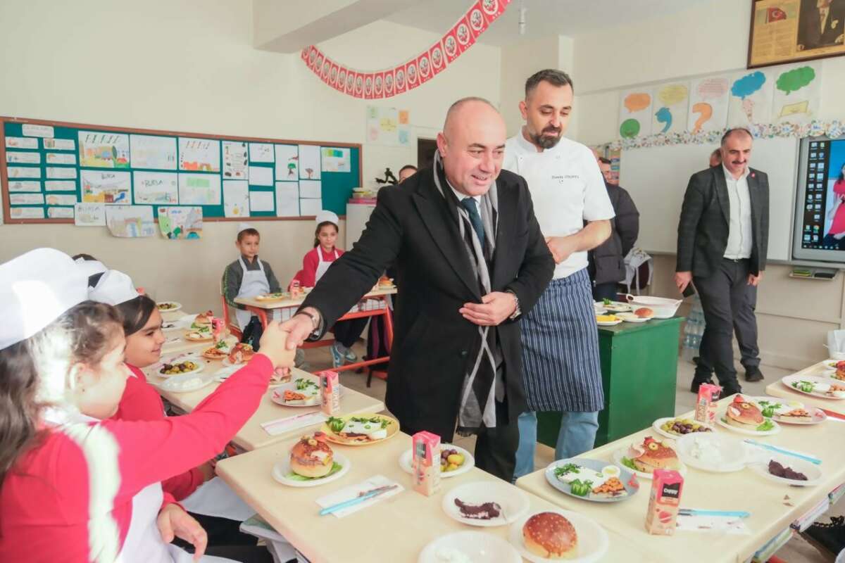 Minik Şefler Dereköy’de zeytinli tarifler yaptı