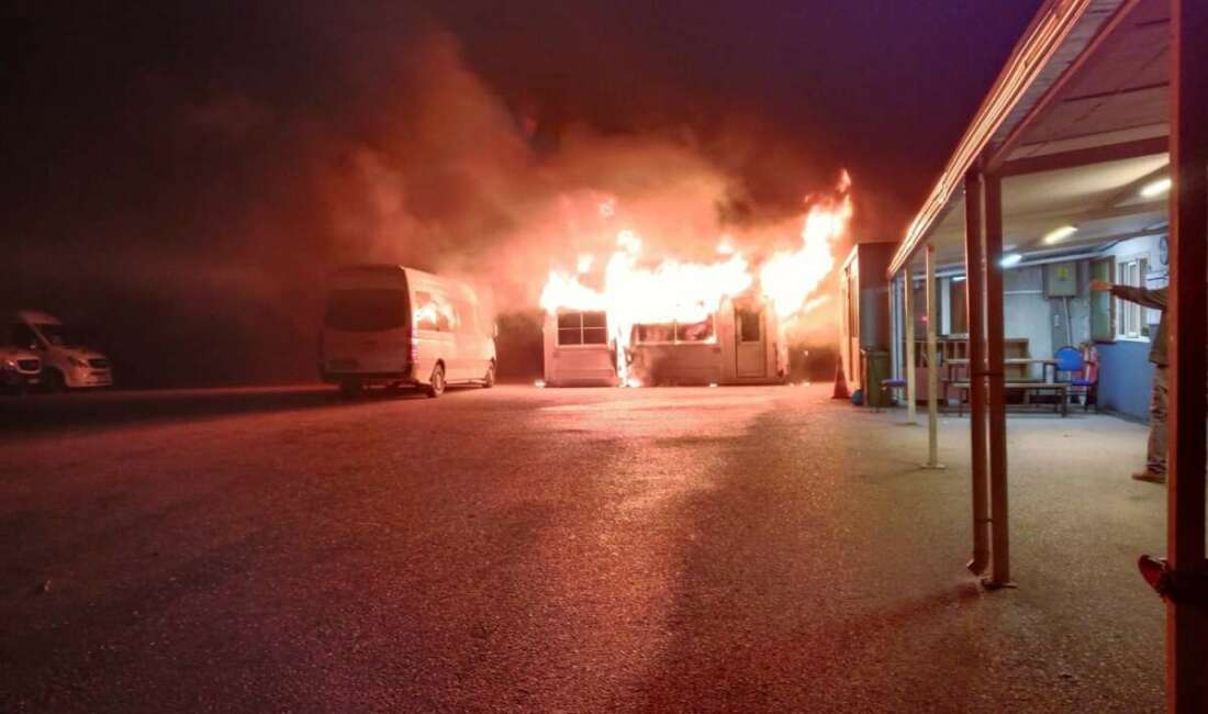 Bursa'nın Mudanya ilçesinde minibüs