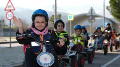 Oyak Renault, erken yaşta yol