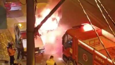 Bursa'da akşam saatlerinde seyir halindeki