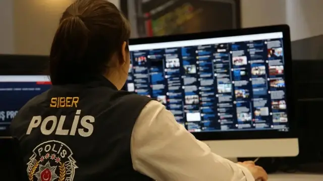 Siber suç ağlarına büyük darbe: 16 ilde 126 kişi yakalandı İçişleri Bakanı Ali Yerlikaya,