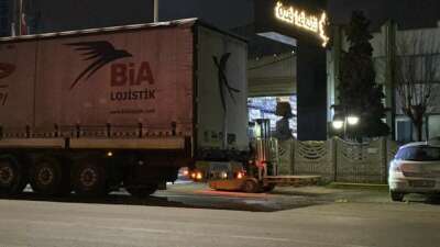 Bursa'nın İnegöl ilçesinde park halindeki