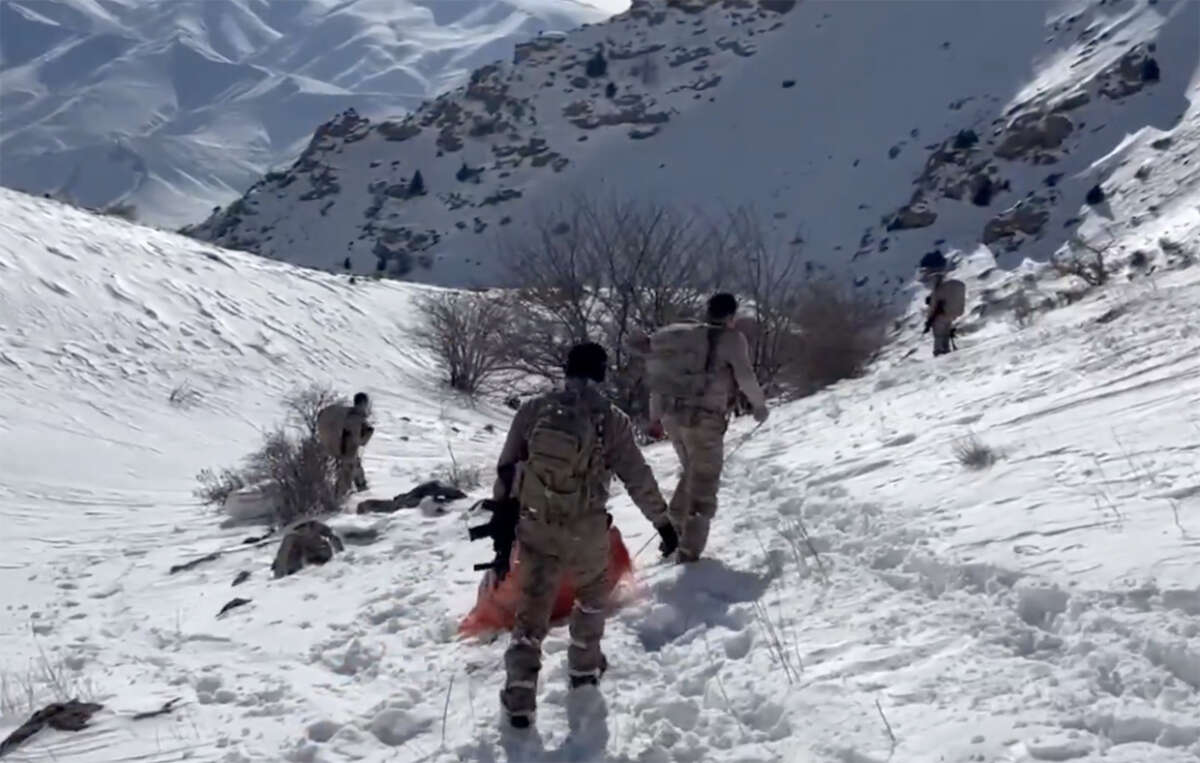 Zehir tacirlerine darbe! Hakkari’de 348 kilo uyuşturucu ele geçirildi