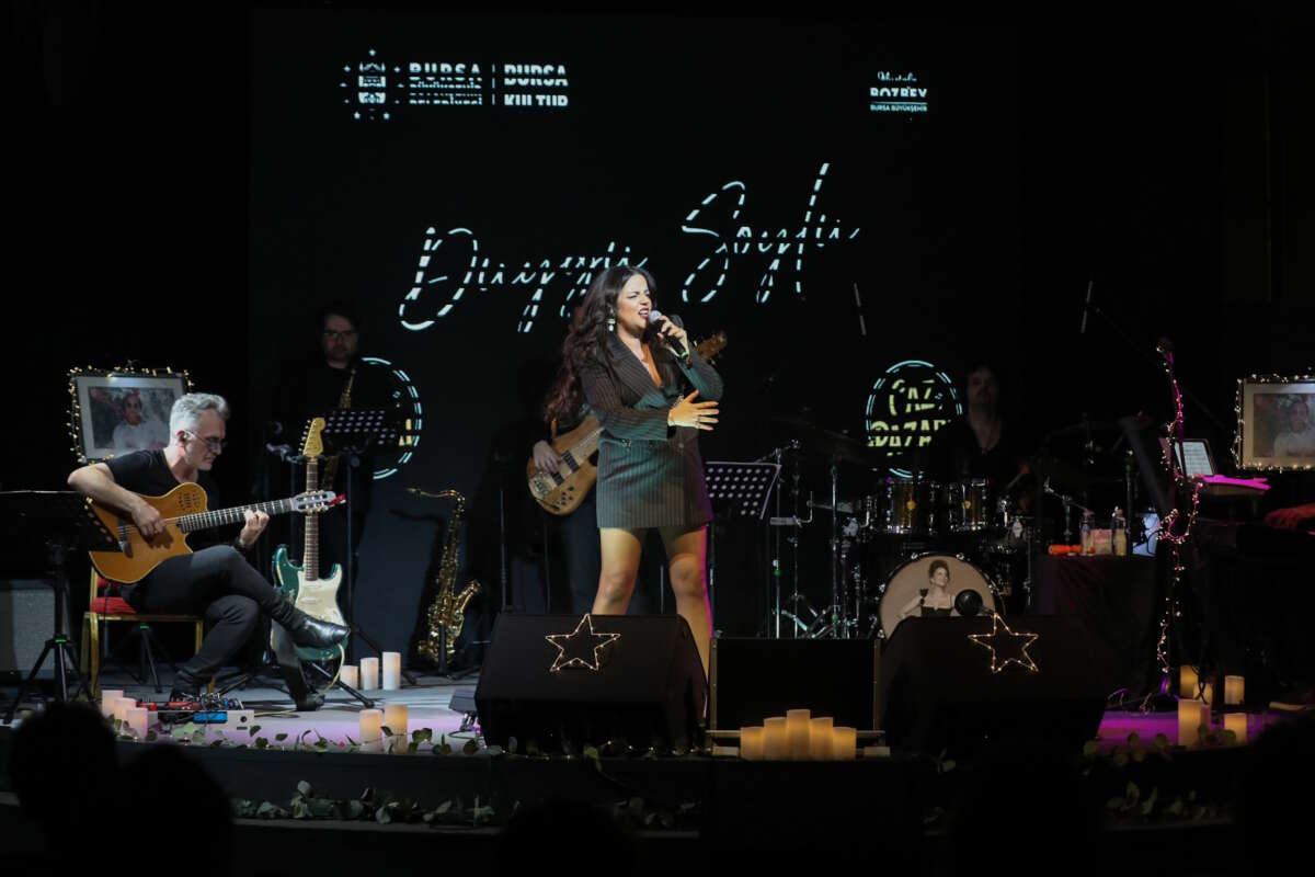 Onno Tunç’un eserleri caz yorumuyla Bursalı sanatseverlerle buluştu!