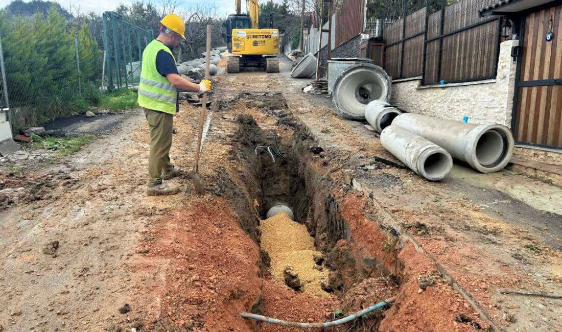 Bursa Büyükşehir Belediyesi, Osmangazi’de altyapıyı sağlamlaştırıyor Aksungur Mahallesi’nde 1.000 metre