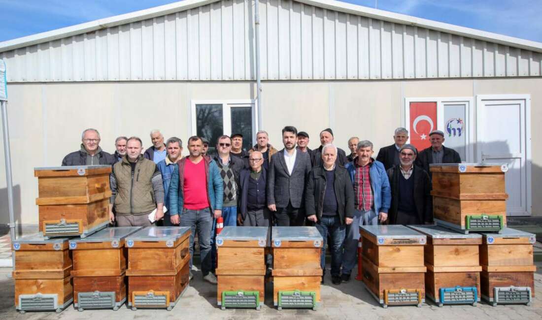 Büyükşehir’den arı üreticisine kovan desteği! Bursa Büyükşehir Belediyesi,