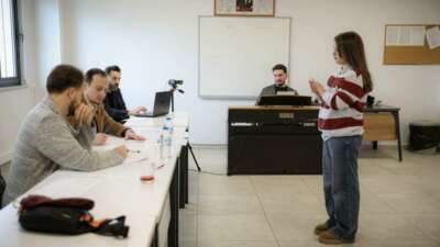 Büyükşehir’den sanata bir destek daha! Bursa Büyükşehir Belediyesi’nin keman