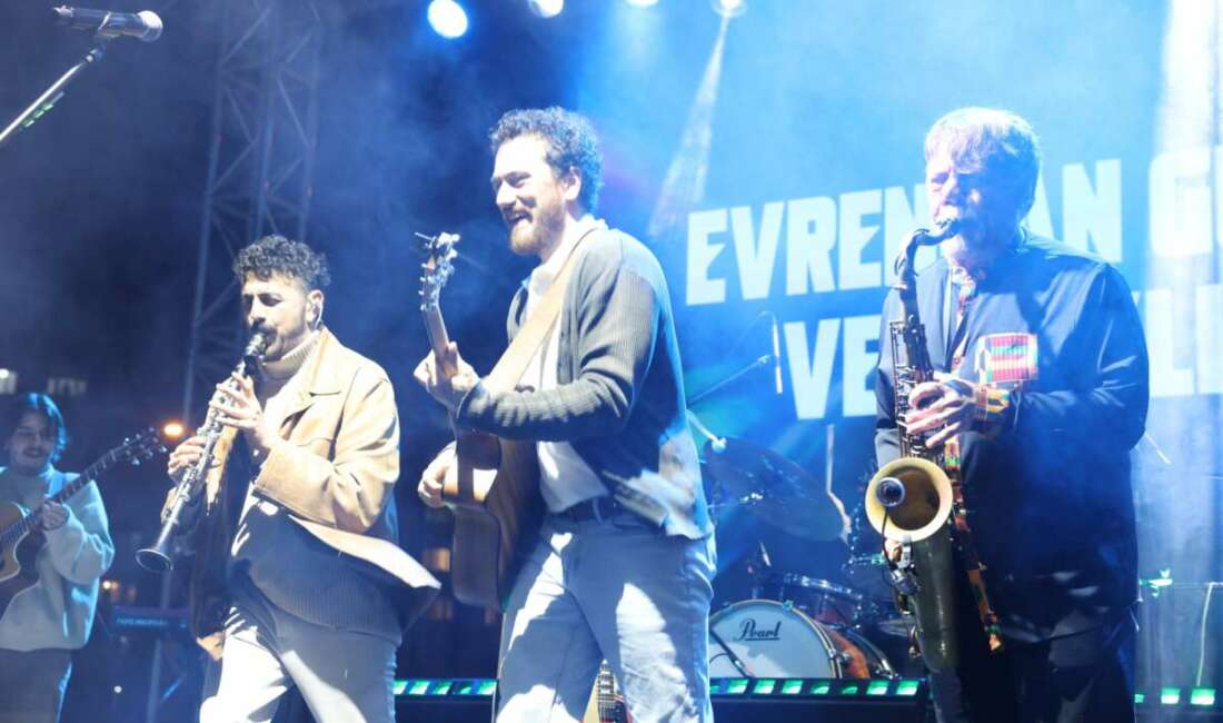 Nilüfer Genç Caz’ın finali muhteşem oldu! Evrencan Gündüz ve