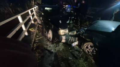 Bursa'nın İnegöl ilçesinde iki otomobilin