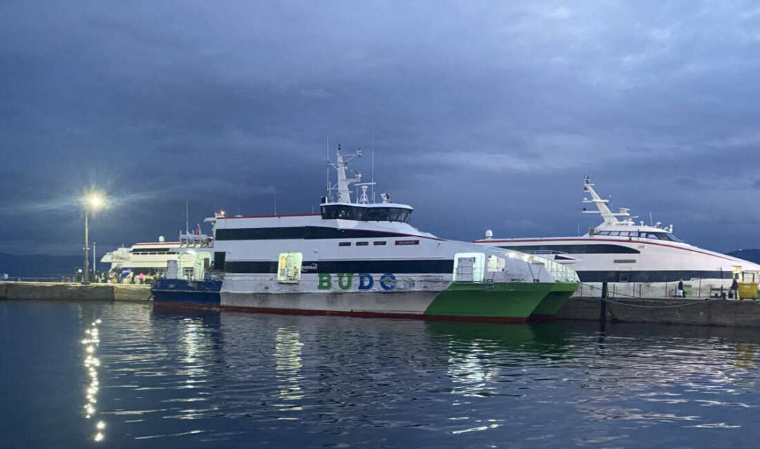 BUDO’nun bazı seferleri olumsuz hava şartları nedeniyle iptal edildi Bursa Deniz Otobüslerinin (BUDO) yarınki