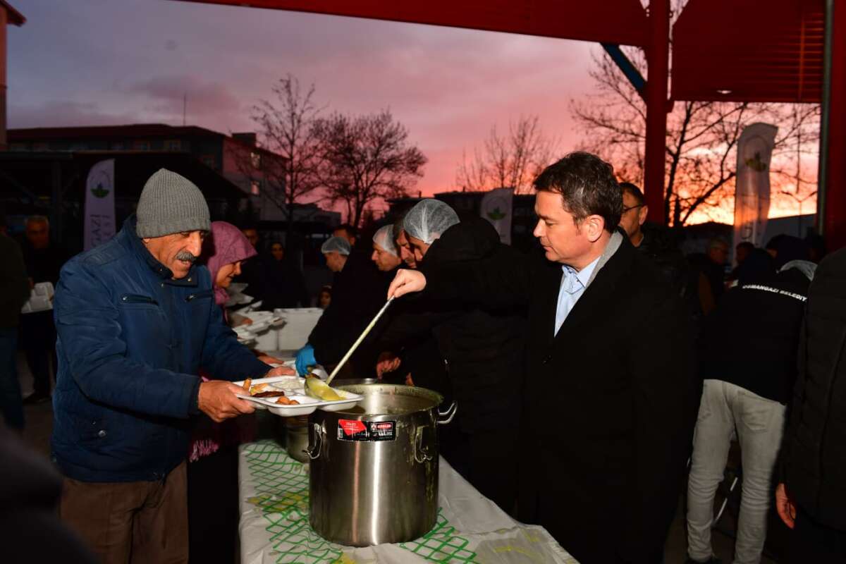 Osmangazi Belediyesi’nin mahalle iftarları kapsamında