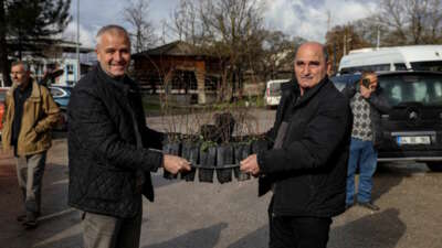 Bursa’da her alanda üreticinin yanında