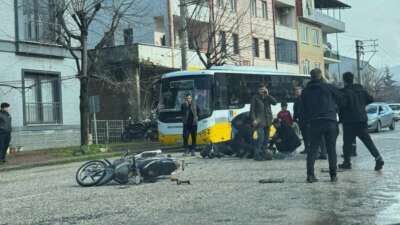 Bursa’nın İnegöl ilçesinde iki motosikletin