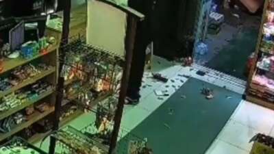 Bursa'da bir markette para üstü