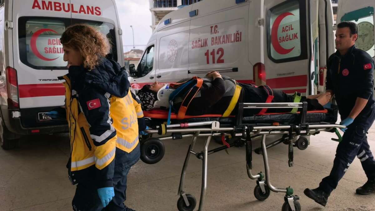 Cam silerken 4 metreden düştü