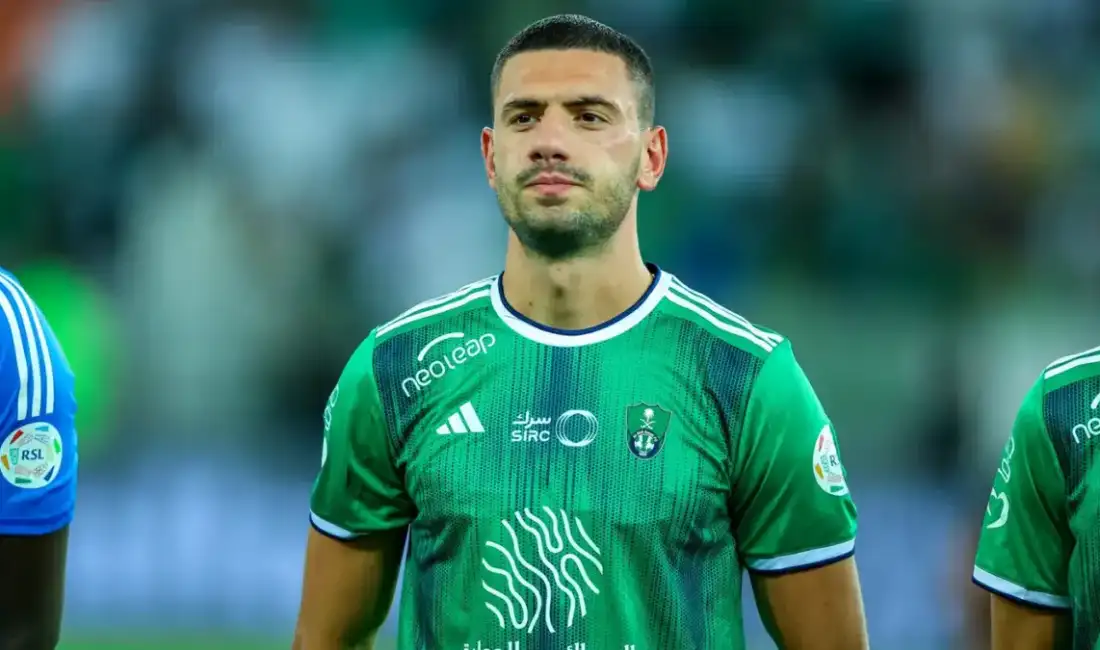 Al-Ahli'de forma giyen milli