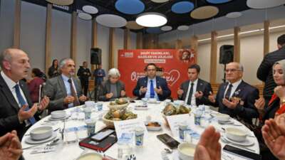 Osmangazi Belediye Başkanı Erkan Aydın,